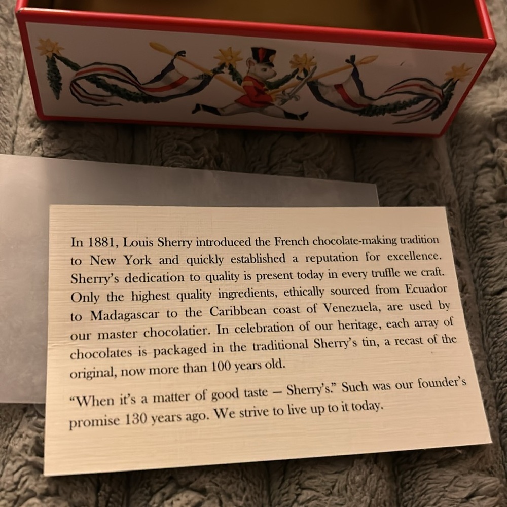 Louis Sherry Nutcracker Candy Trinket Jewelry Tin 🍭 Excellent Condition 🍫 - Picture 6 of 11